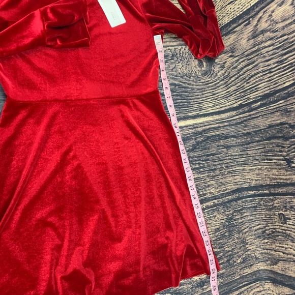 A loves Velvet Long sleeve My Valentine Red Dress - Picture 8 of 8